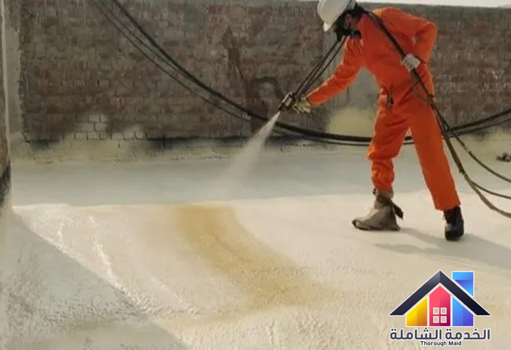 معلم عزل فوم بخميس مشيط